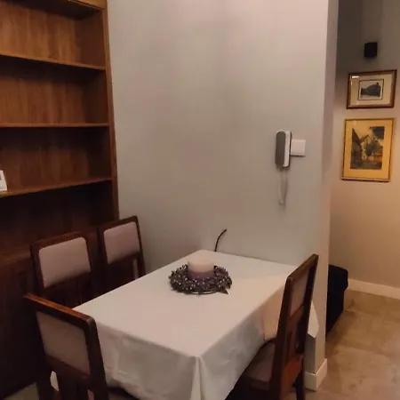 アパート Lovely On Dyrekcyjna Street! In The Very Center Of Katowice! カトヴィツェ