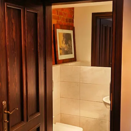 Lovely On Dyrekcyjna Street! In The Very Center Of Katowice! * カトヴィツェ